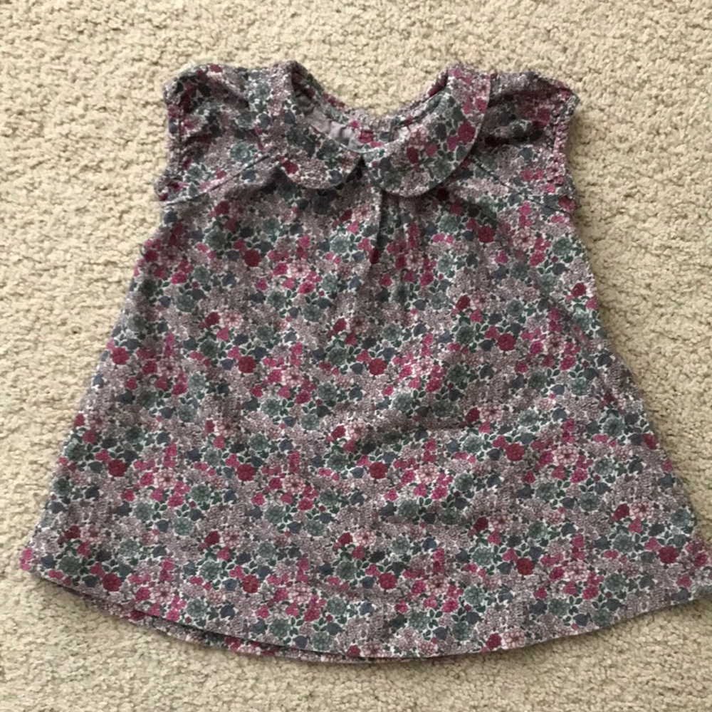 Baby Gap girls dress. Size 6-12 months.